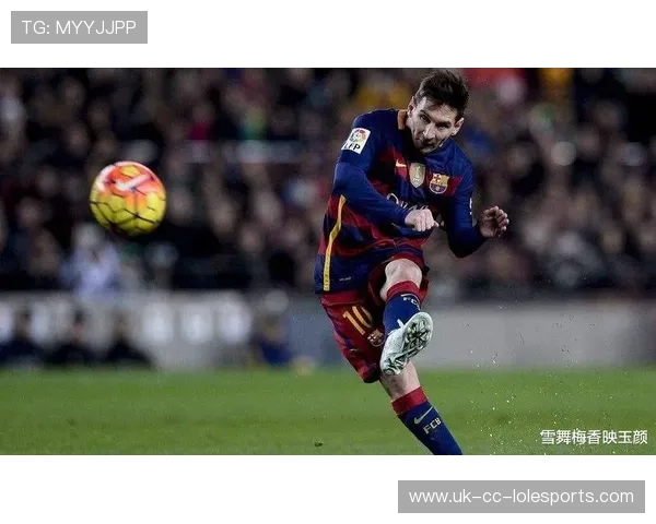 足球明星脚步印记展示:足迹背后的故事与荣耀瞬间